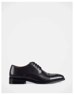 Julius Marlow Bay Dress Shoe in Black