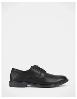 Julius Marlow Bold Shoes in Black
