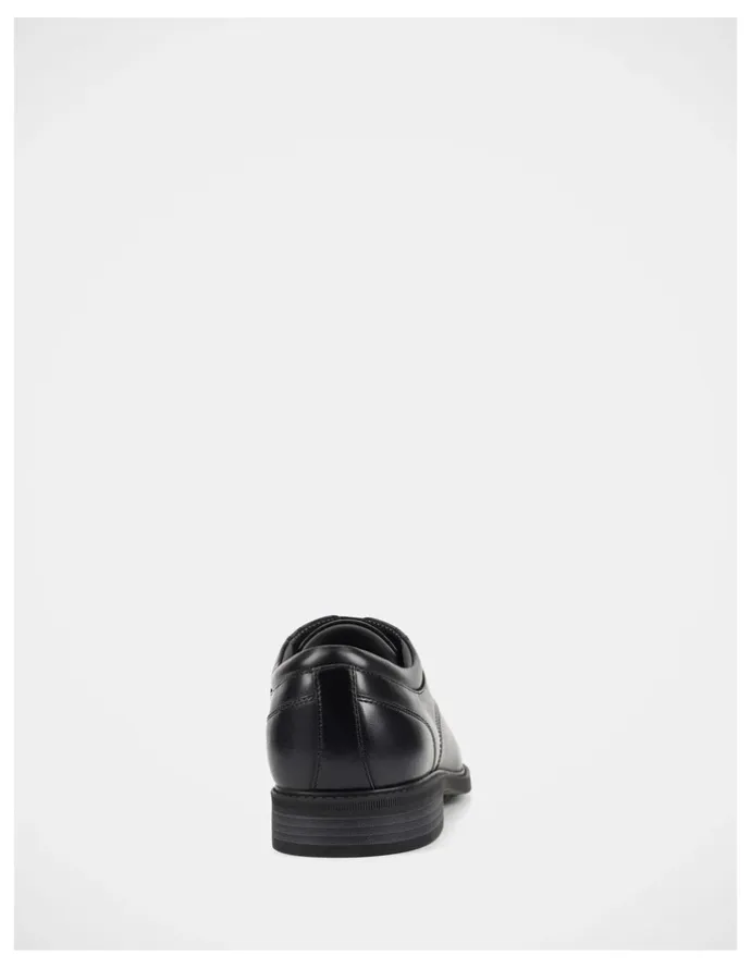Julius Marlow Decree Dress Shoe in Black