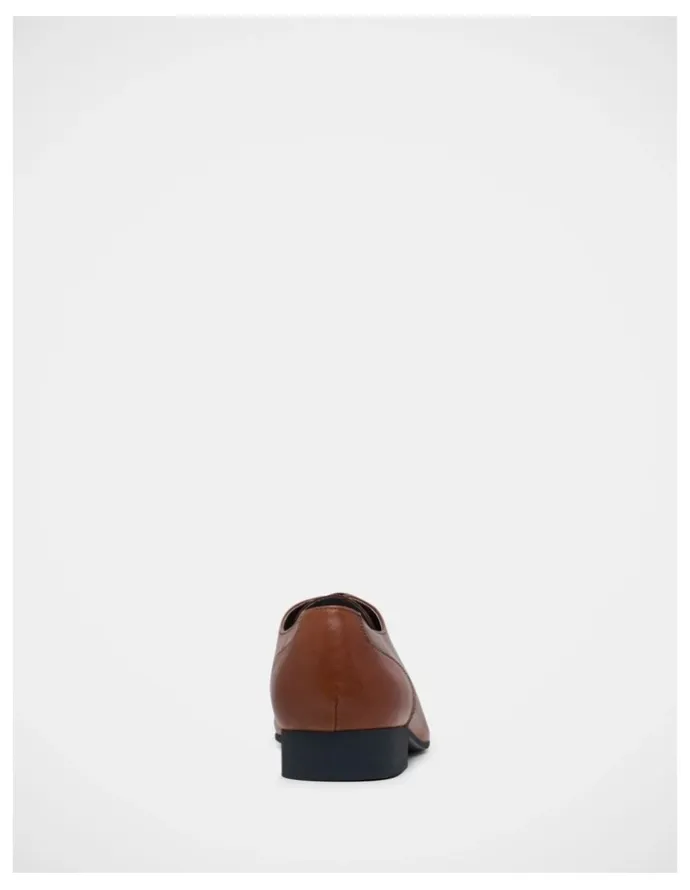 Julius Marlow Grand Dress Shoe in Tan