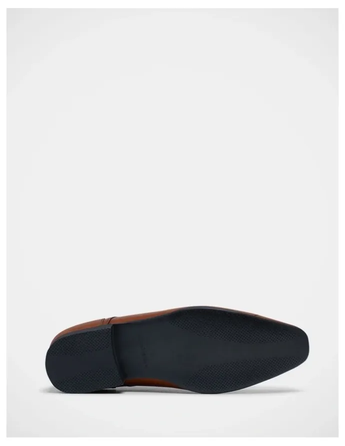 Julius Marlow Grand Dress Shoe in Tan
