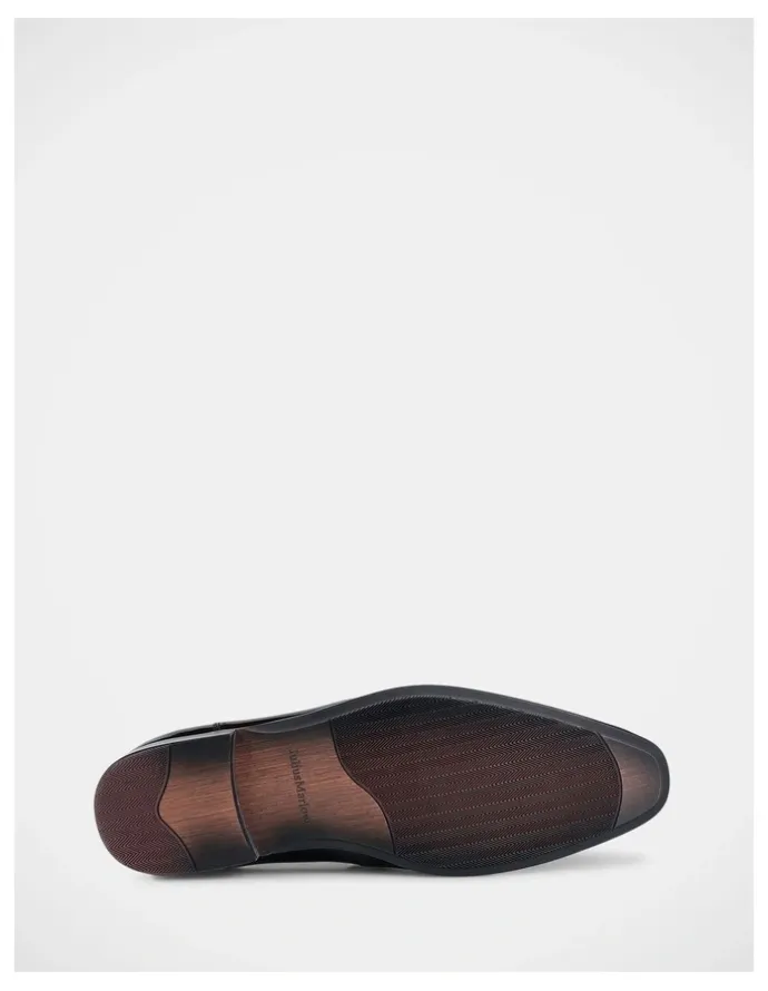 Julius Marlow Jax Patent Slip-on Shoes in Black