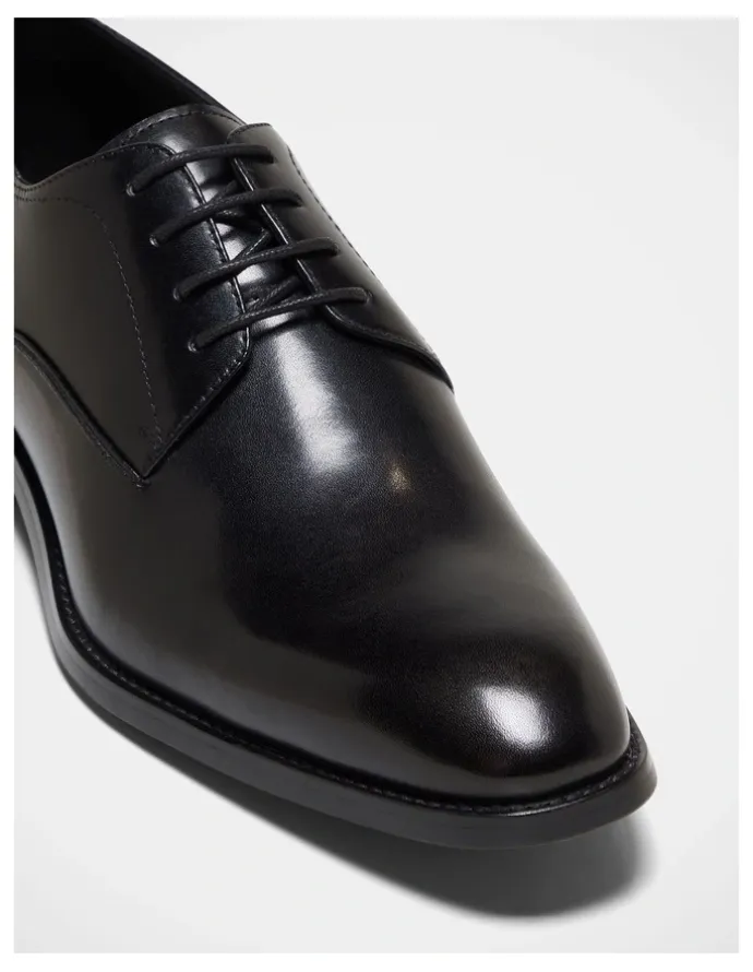 Julius Marlow Joust Dress Shoe in Black