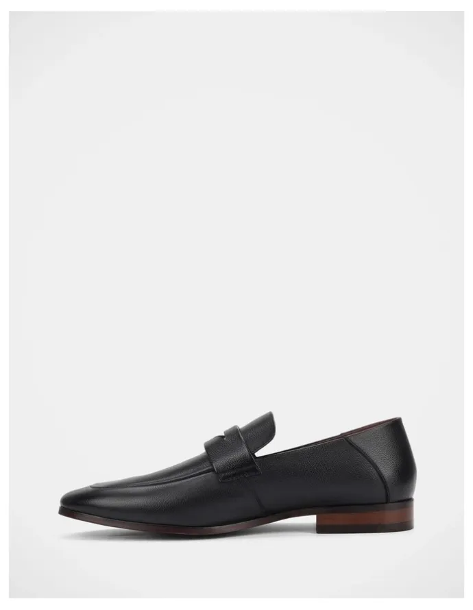 Julius Marlow Luxe Shoes in Black