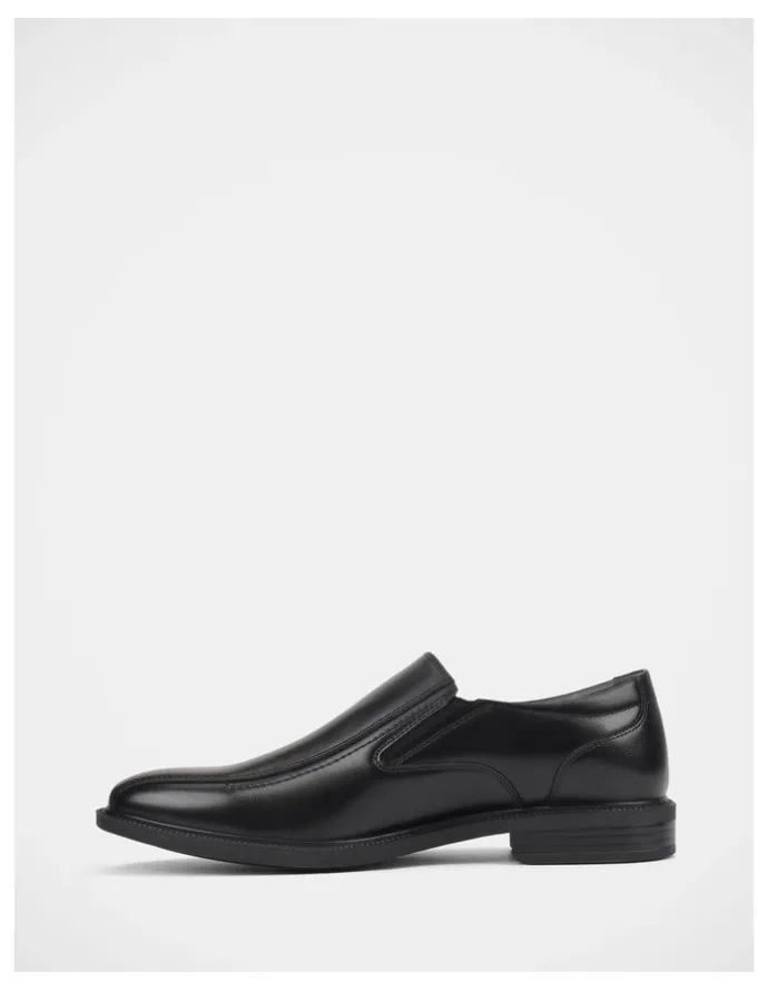 Julius Marlow Wake Shoes in Black