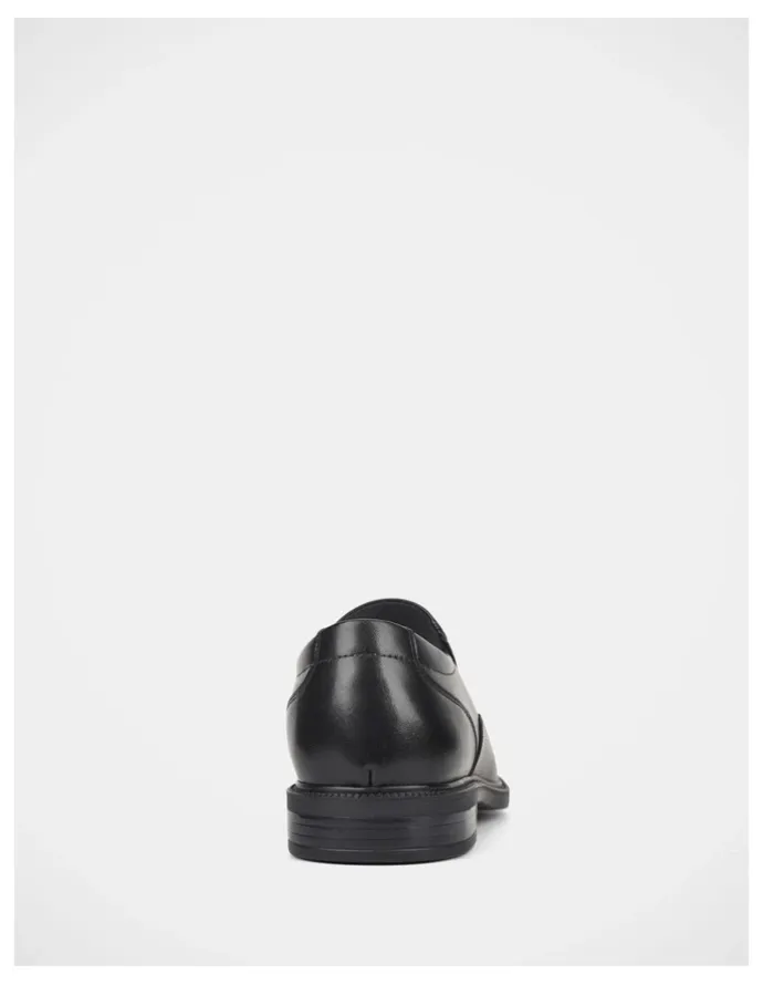 Julius Marlow Wake Shoes in Black