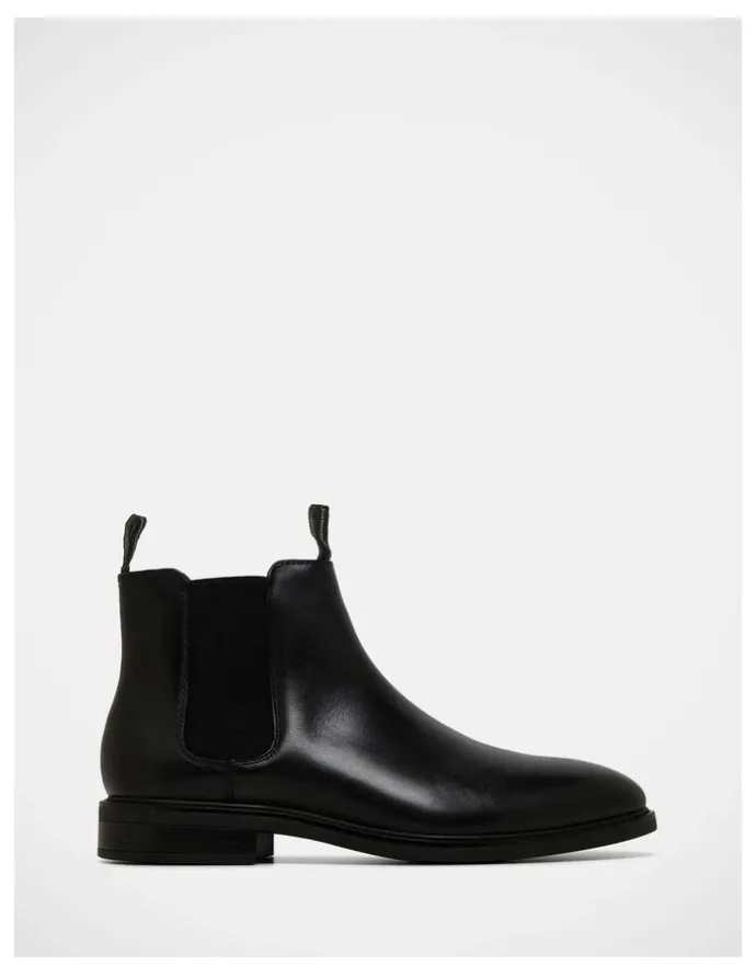 Julius Marlow Gaucho Chelsea Boot in Black