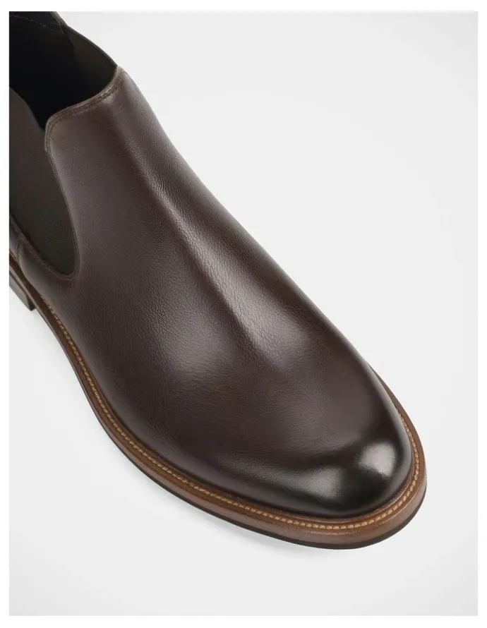 Julius Marlow Nudge Boots in Brown