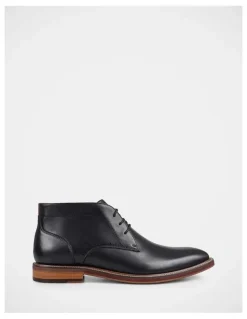 Julius Marlow Skittle Boots In Black