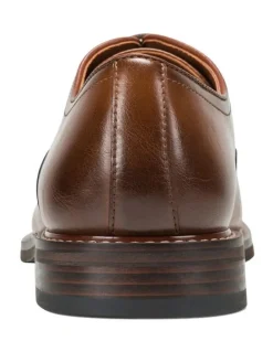Kenneth Cole Lawstin Dress Shoes in Tan