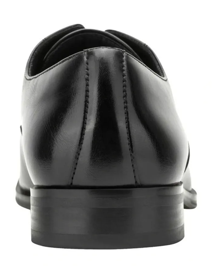 Kenneth Cole Martin Dress Shoes in Black