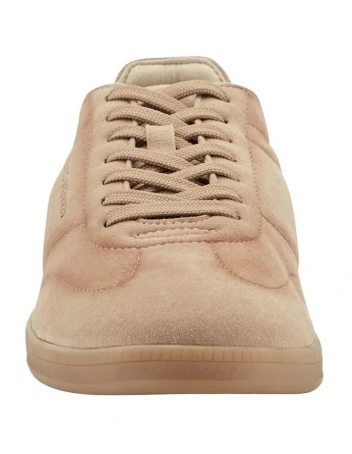 Kenneth Cole Mercer Sneaker in Medium Natural