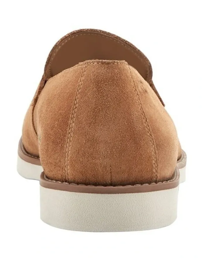 Kenneth Cole Savon Loafer in Tan