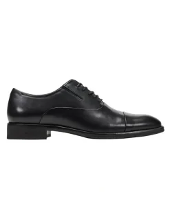 Kenneth Cole Tully Cap Toe Oxford in Black