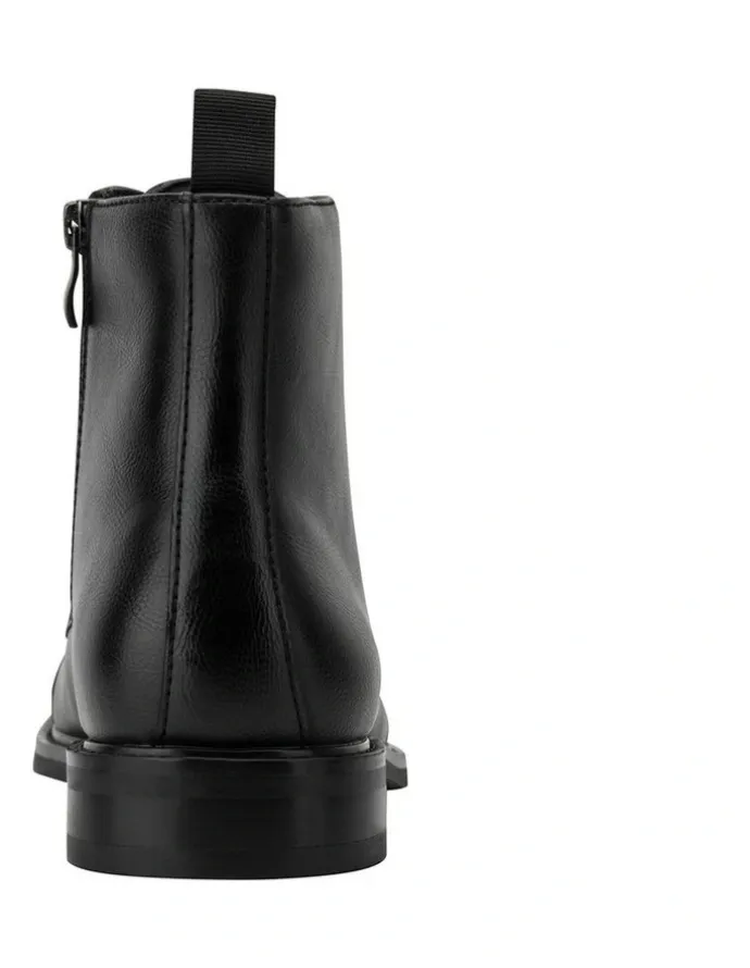 Kenneth Cole Lowen Combat Boot in Black
