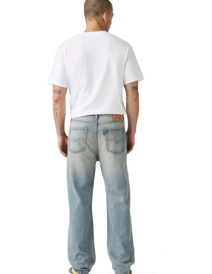 Levi's 565 Loose Straight Jeans in Blue