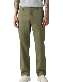 Levi's Relaxed Straight XX Chino in Olive Night