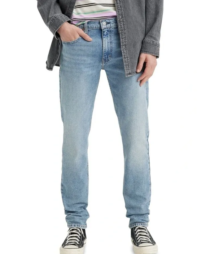 Levi's 512 Slim Taper Jeans in Cherry On Top