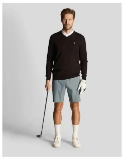 Lyle & Scott Golf Merino Blend V Neck Pullover in True Black