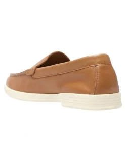 Marcs Valiant Loafers in Tan Leather