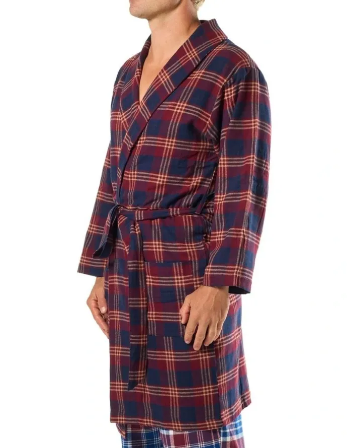 Mitch Dowd On Holiday Flannel Robe in Red