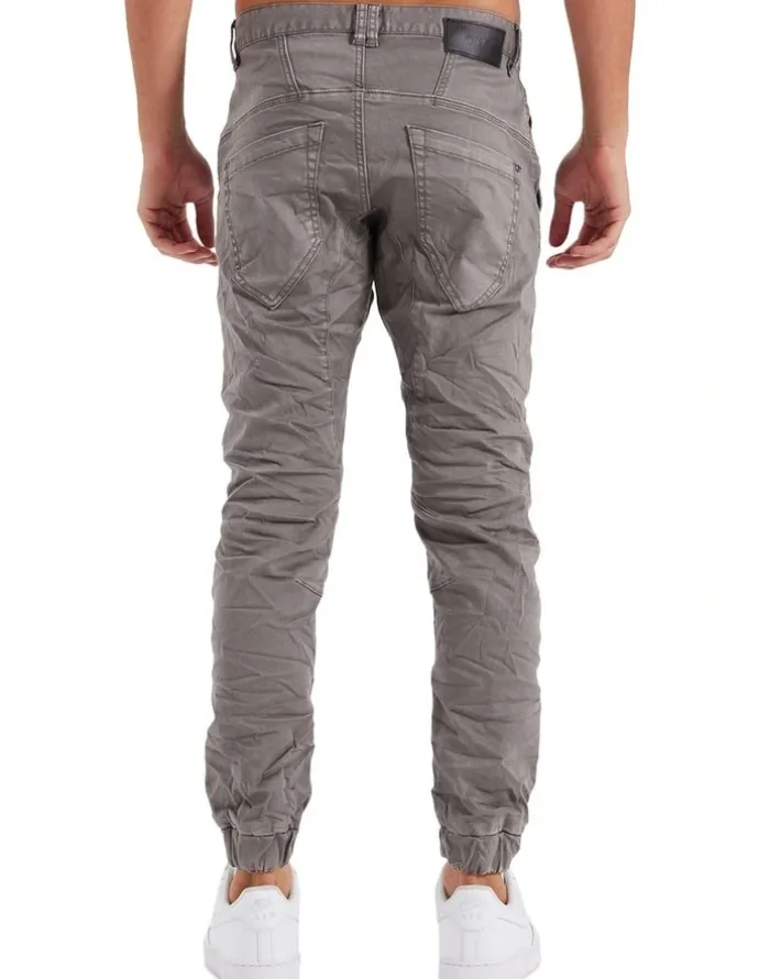 Nena & Pasadena Viper Denim Jogger in Volcano