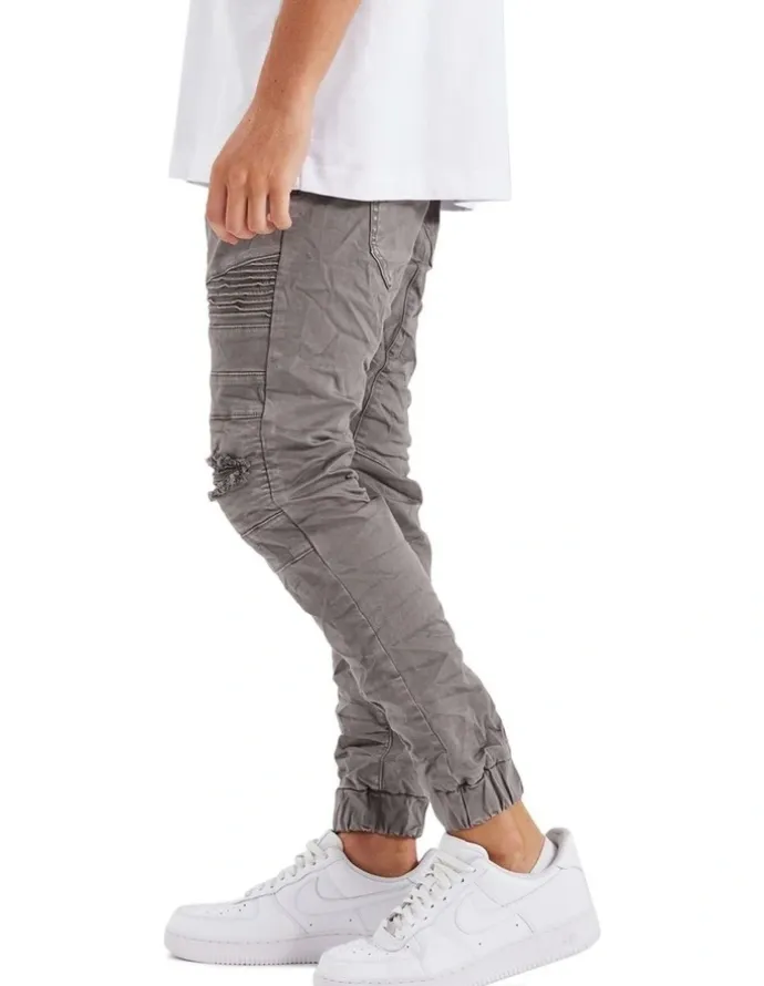 Nena & Pasadena Viper Denim Jogger in Volcano