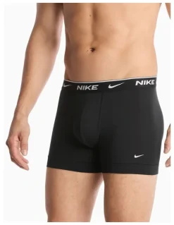 Nike Everyday Stretch Trunks 3 Pack in Black
