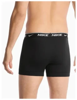 Nike Everyday Stretch Trunks 3 Pack in Black