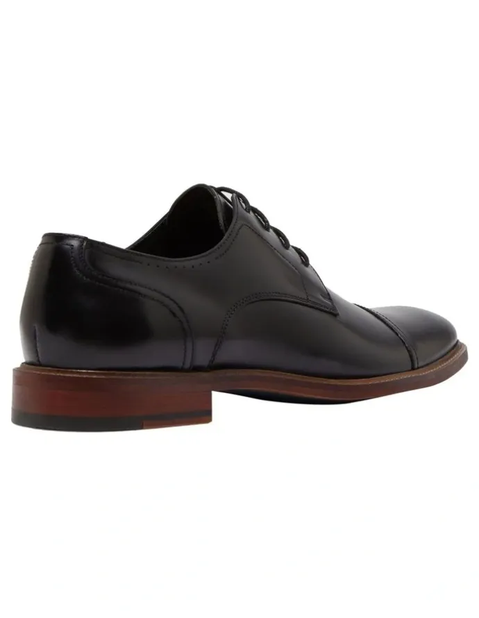 Oxford Hudson Toe Cap Derby Shoe in Black