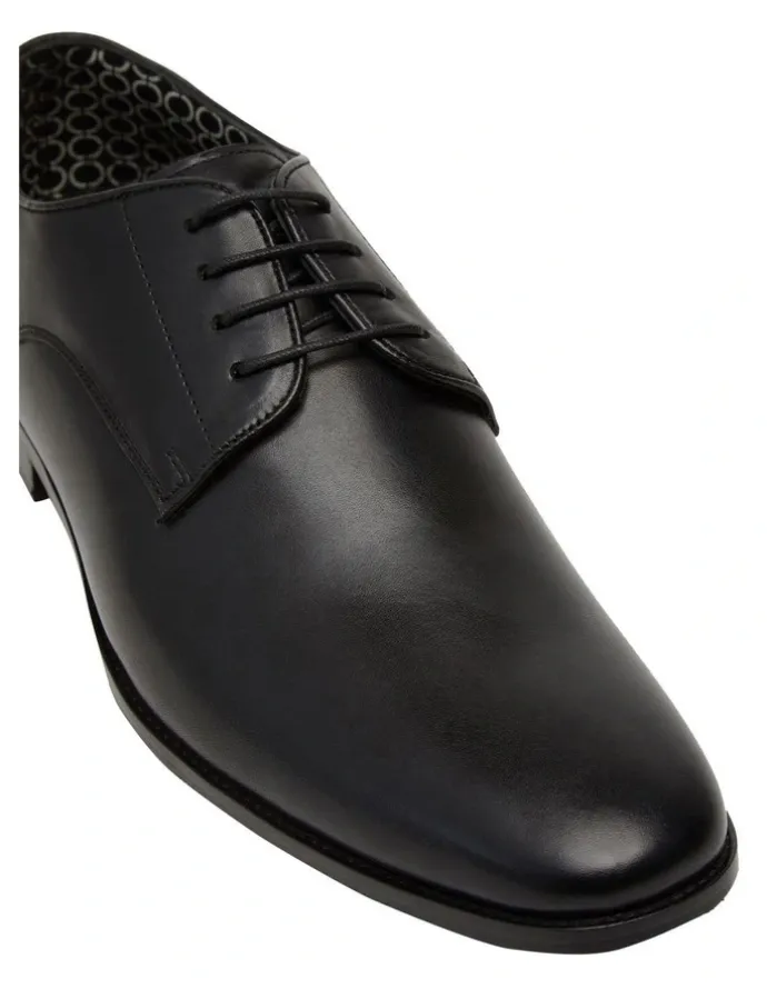 Oxford Larry Derby Shoe in Black