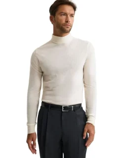 Oxford Aaron Turtle Neck Merino Pullover in Winter White