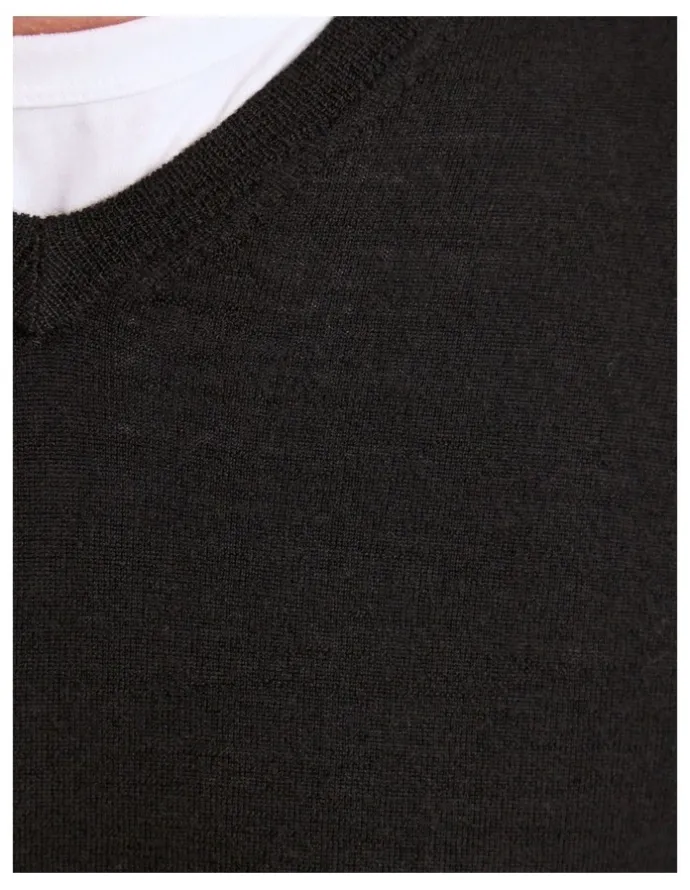 Oxford Basic V-Neck Pure Wool Pullover in Black