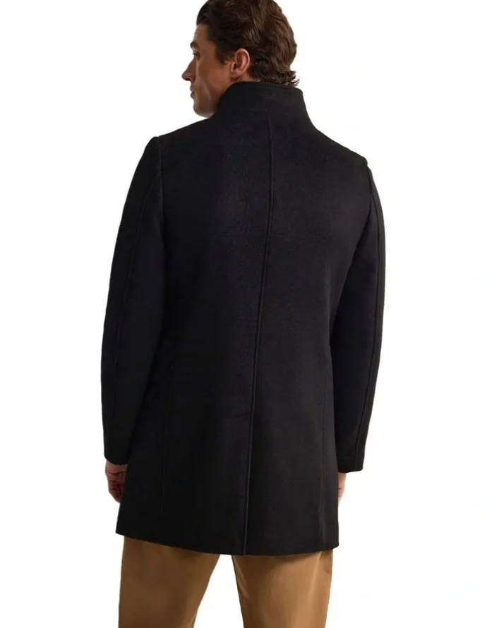 Oxford Dunbar Wool Rich Coat in Black