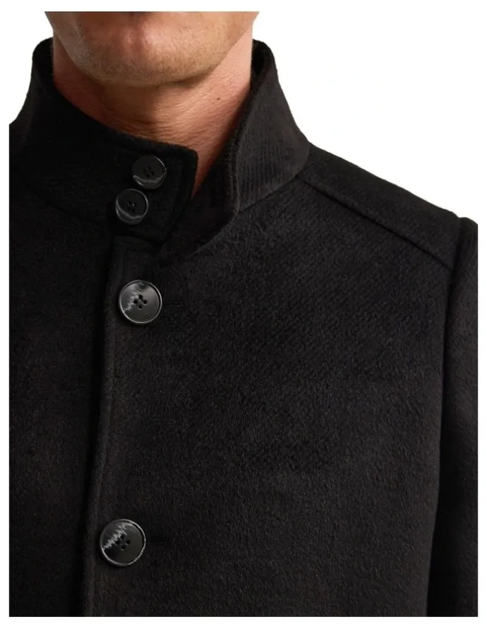 Oxford Dunbar Wool Rich Coat in Black