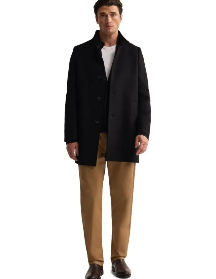 Oxford Dunbar Wool Rich Coat in Black