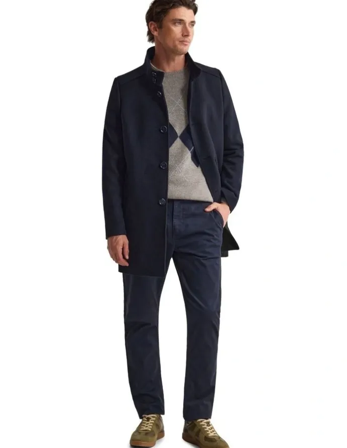 Oxford Dunbar Wool Rich Coat in Navy