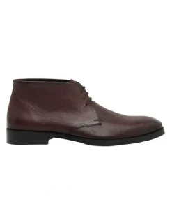 Oxford Finley Leather Chukka Boot in Chocolate