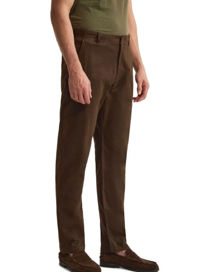 Oxford Relaxed Fit Chino in Chocolate
