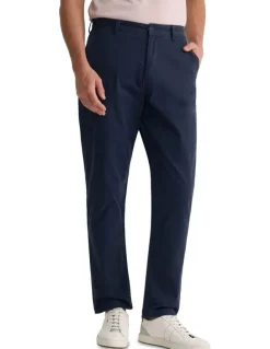 Oxford Relaxed Fit Chino in Ink