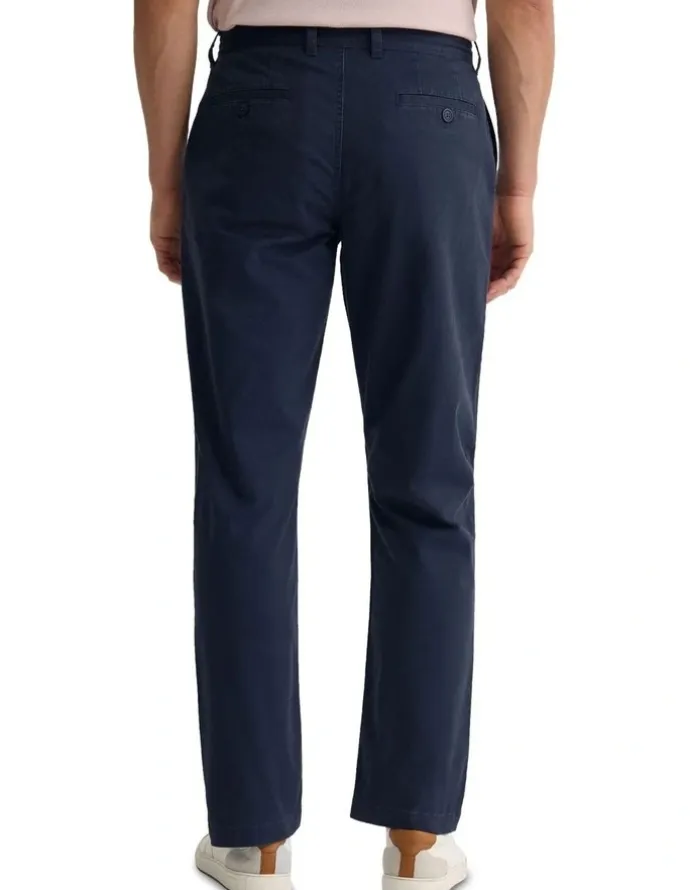 Oxford Relaxed Fit Chino in Ink
