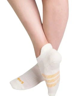 Paire Paire Ankle Socks in White