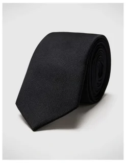 Politix Diagonal Drill Tie in Black