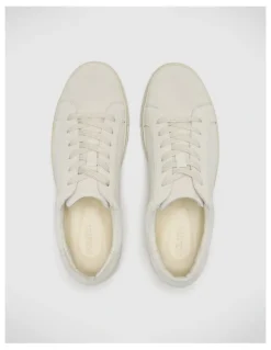 Politix Marley Suede Sneaker in Ecru