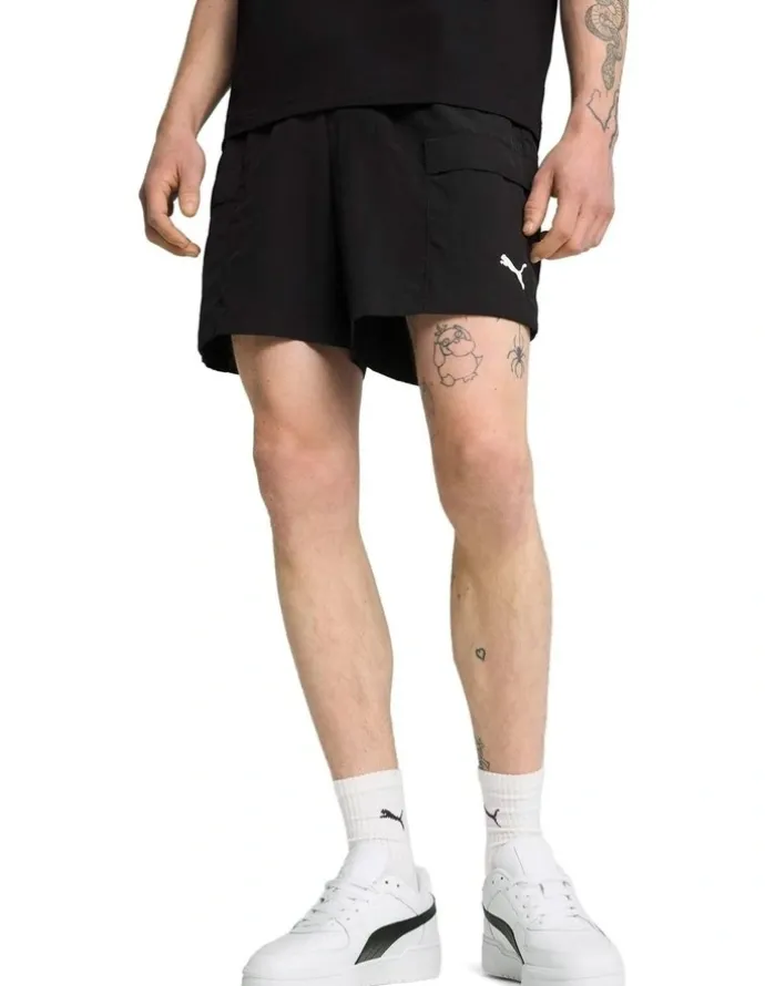Puma Wardrobe Ess Relaxed Cargo Shorts 6 Wv in Black