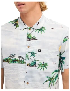 Quiksilver Beach Club Casual Short Sleeve Shirt Skyway Island Breeze