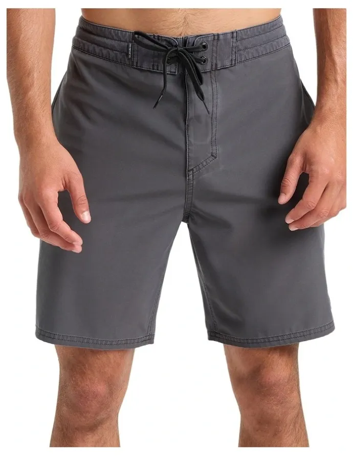 Quiksilver Surfsilk Boardshorts 18 Inch in Black