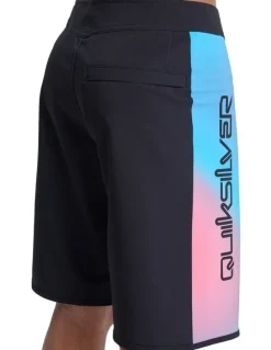 Quiksilver Surfsilk Holmes Boardshorts 20 Inch in Black