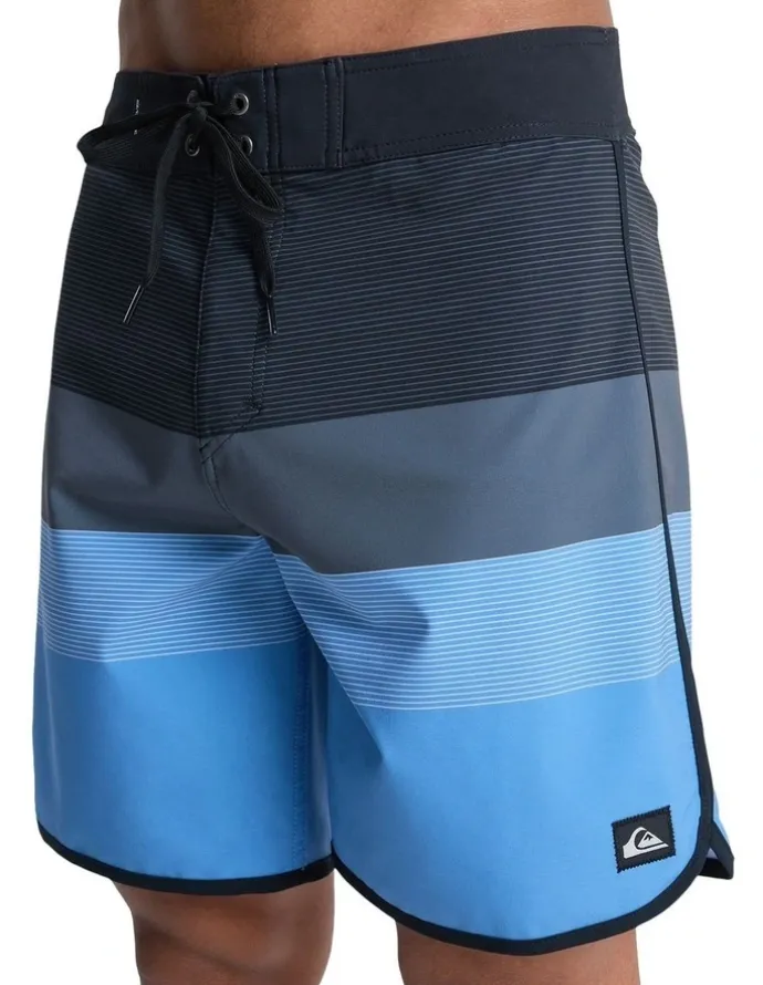 Quiksilver Surfsilk Scallop 18 Boardshorts Black Tijuana