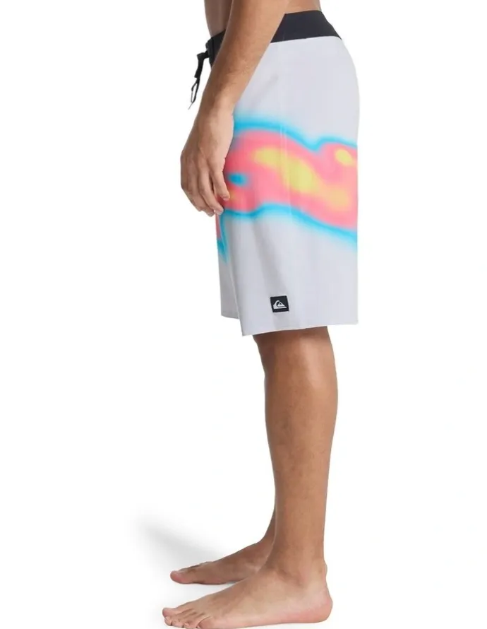 Quiksilver Surfsilk Straight 20 Boardshorts Micro Chip Thermo Stripe